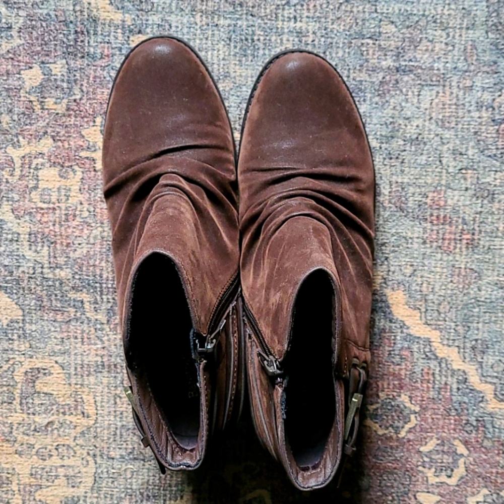 Bear Trap Brown booties